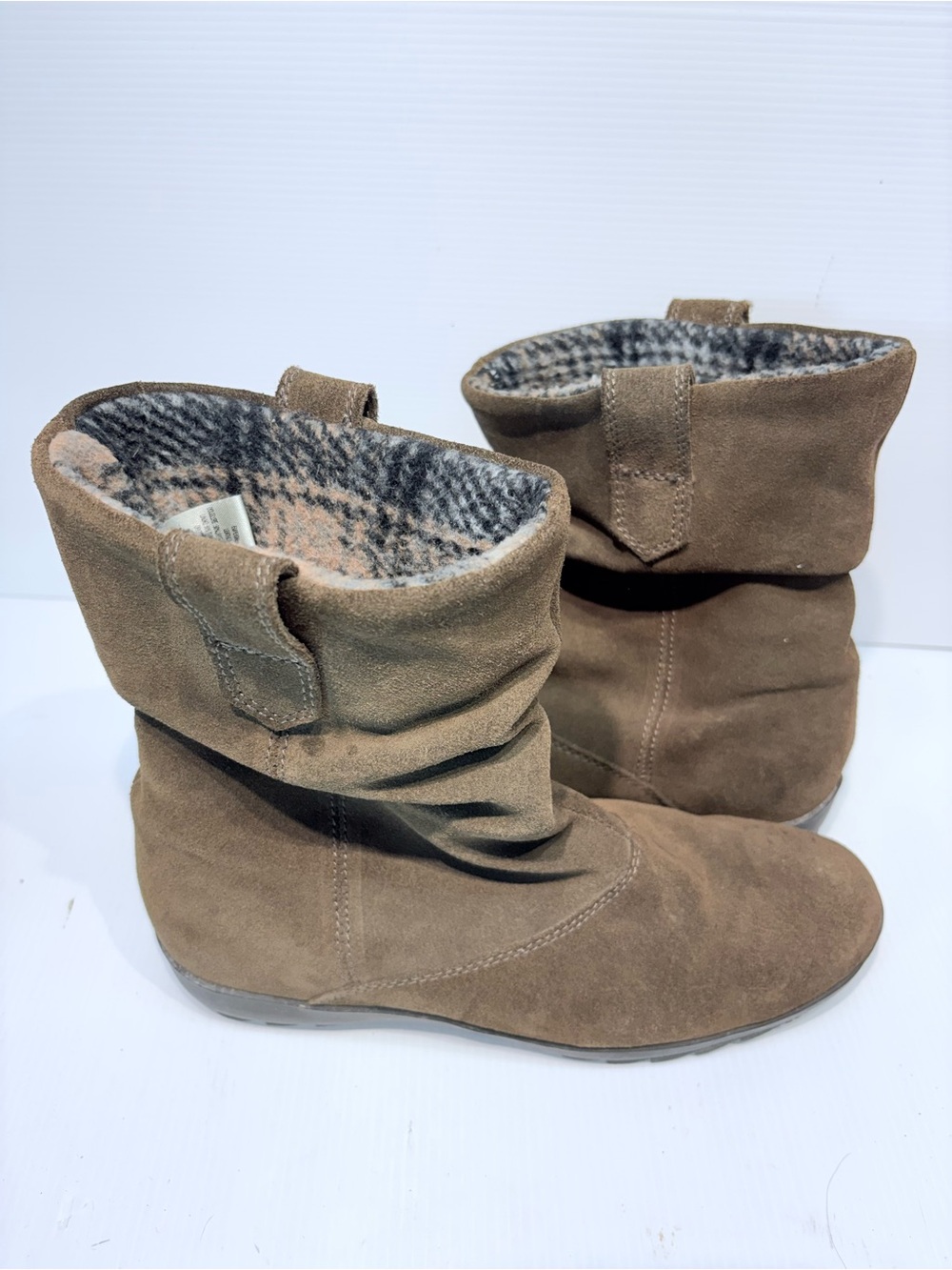 COLLÈGE Aqua Protect Insulated Light Brown Suede Slouch Boots - Women's Size 8.5